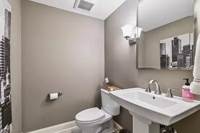 2240 W Lake Of The Isles Parkway, Minneapolis, MN 55405 - Photo 60