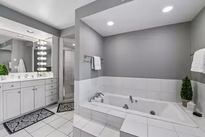 2240 W Lake Of The Isles Parkway, Minneapolis, MN 55405 - Photo 44