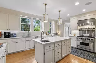 2240 W Lake of the Isles Pkwy, Minneapolis, MN 55405 - Photo 24