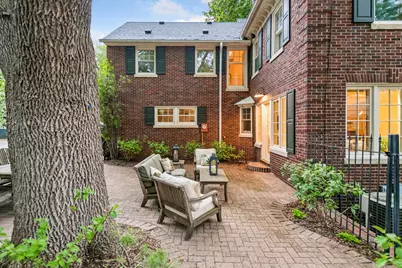 2240 W Lake Of The Isles Parkway, Minneapolis, MN 55405 - Photo 68