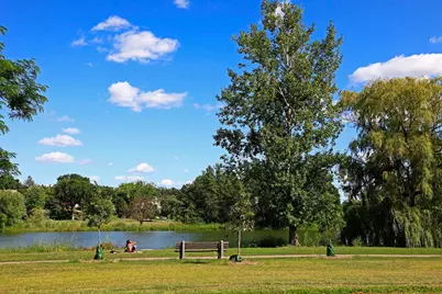 2240 W Lake Of The Isles Parkway, Minneapolis, MN 55405 - Photo 76