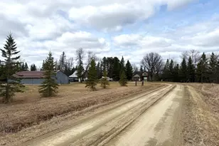 10507 Hwy 11, Baudette, MN 56623 - Photo 1