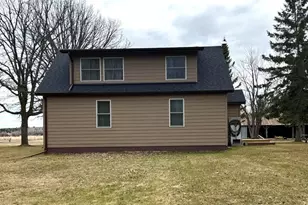 10507 Hwy 11, Baudette, MN 56623 - Photo 4