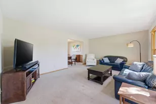 6989 Wyndham Alcove, Woodbury, MN 55125 - Photo 18