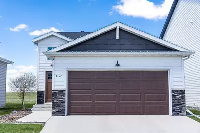 1178 Albert Court W, West Fargo, ND 58078 - Photo 2