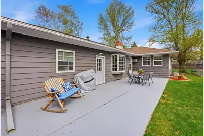 1222 15th Street S, Moorhead, MN 56560 - Photo 4