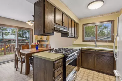 2327 Hidden Valley Lane, Stillwater, MN 55082 - Photo 8