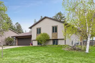 2327 Hidden Valley Ln, Stillwater, MN 55082 - Photo 2