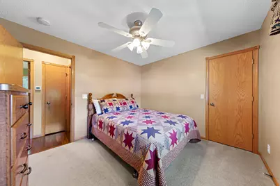 425 Hazeltine Place NE, Owatonna, MN 55060 - Photo 18
