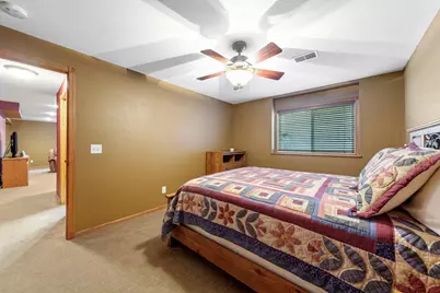 425 Hazeltine Place NE, Owatonna, MN 55060 - Photo 24