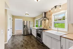 16304 Temple Dr, Minnetonka, MN 55345 - Photo 14