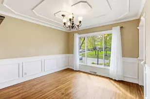 16304 Temple Dr, Minnetonka, MN 55345 - Photo 10