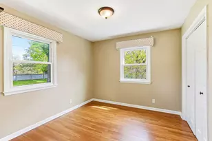 16304 Temple Dr, Minnetonka, MN 55345 - Photo 18