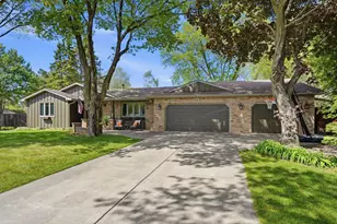 3938 Blackhawk Cir, Eagan, MN 55122 - Photo 44
