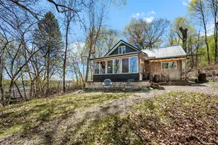 6711 Mohawk Dr, Chanhassen, MN 55317 - Photo 1