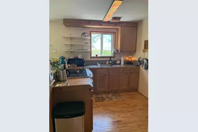 6711 Mohawk Drive, Chanhassen, MN 55317 - Photo 6