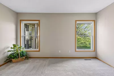 14301 Bedford Drive, Eden Prairie, MN 55346 - Photo 16