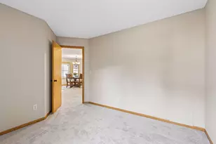 14301 Bedford Dr, Eden Prairie, MN 55346 - Photo 24