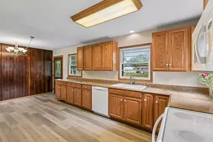 868 Oakwood Dr, Anoka, MN 55303 - Photo 4