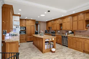 2837 Glenhurst Ave, Saint Louis Park, MN 55416 - Photo 4