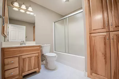 211 Valley View Drive SE, Willmar, MN 56201 - Photo 20