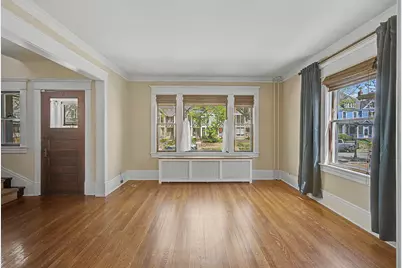 826 Ashland Avenue, Saint Paul, MN 55104 - Photo 2