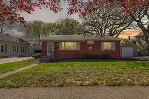 914 S Elm Ave, Owatonna, MN 55060 - Photo 2