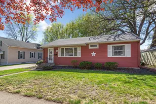 914 S Elm Ave, Owatonna, MN 55060 - Photo 4