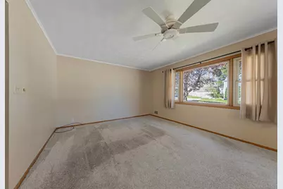 914 S Elm Avenue, Owatonna, MN 55060 - Photo 14