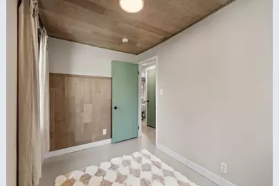 1009 Watson Avenue, Saint Paul, MN 55102 - Photo 14