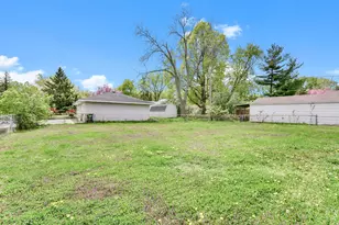 1030 Kenneth St, Eagan, MN 55121 - Photo 40