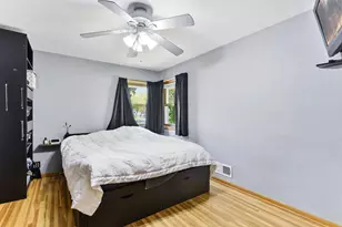 1030 Kenneth St, Eagan, MN 55121 - Photo 18