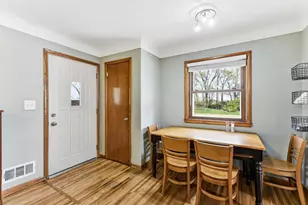 1030 Kenneth St, Eagan, MN 55121 - Photo 4