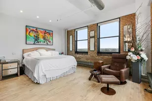290 Market St, Minneapolis, MN 55405 - Photo 26