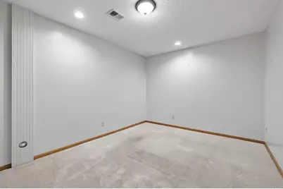 370 Mendota Road W, West Saint Paul, MN 55118 - Photo 50