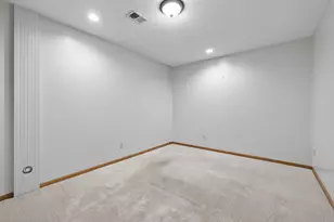 370 Mendota Road W, West Saint Paul, MN 55118 - Photo 50