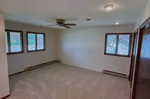 147 4th Ave SE, Spring Grove, MN 55974 - Photo 10