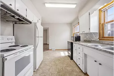 1621 8th Street S, Moorhead, MN 56560 - Photo 8