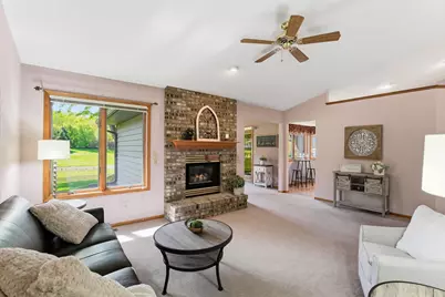 1367 Jackson Drive, Hastings, MN 55033 - Photo 4