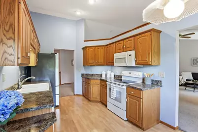 1367 Jackson Drive, Hastings, MN 55033 - Photo 14