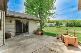 1367 Jackson Dr, Hastings, MN 55033 - Photo 2