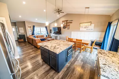 695 Marcus Pl NE, Byron, MN 55920 - Photo 4