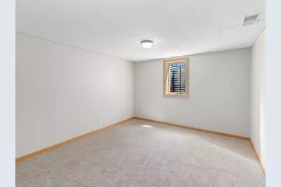 1611 E 87th Street, Bloomington, MN 55425 - Photo 18