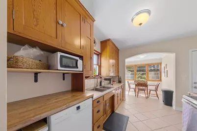 830 McKnight Road N, Maplewood, MN 55119 - Photo 10