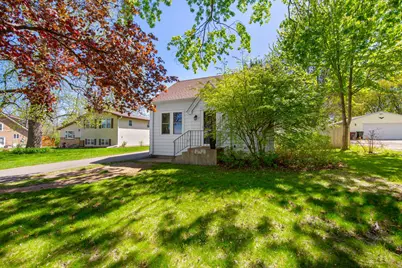 830 McKnight Road N, Maplewood, MN 55119 - Photo 34