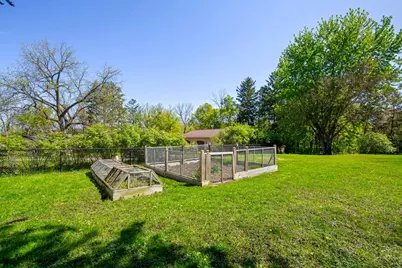 830 McKnight Road N, Maplewood, MN 55119 - Photo 28