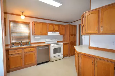 324 Mozart Avenue E, Mankato, MN 56001 - Photo 12