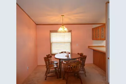 324 Mozart Avenue E, Mankato, MN 56001 - Photo 8