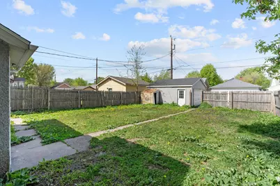 1655 Sheridan Avenue N, Minneapolis, MN 55411 - Photo 32