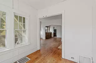 1655 Sheridan Ave N, Minneapolis, MN 55411 - Photo 8